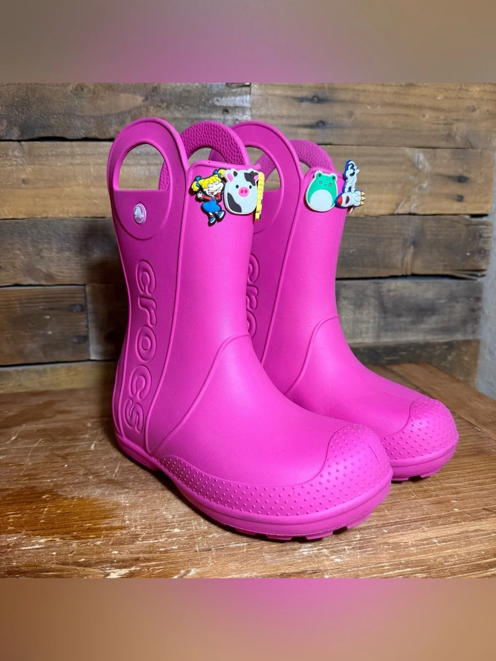 CROCS Girls Handle It Rain Boots Pink Waterproof Slip On Rubber Boots Size j2